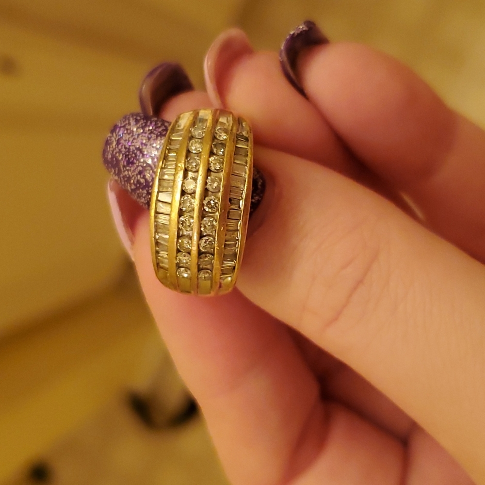 10k gold and diamond ring
